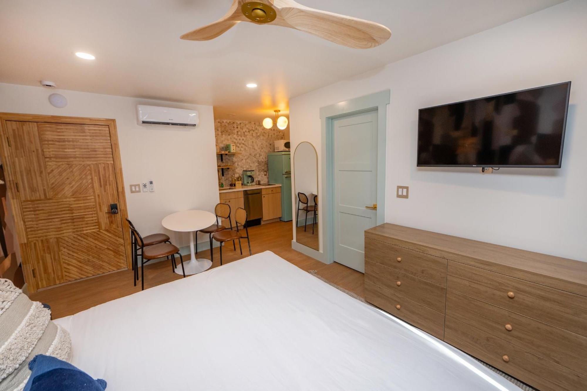 The Boardwalk Hotel Сан Диего Екстериор снимка